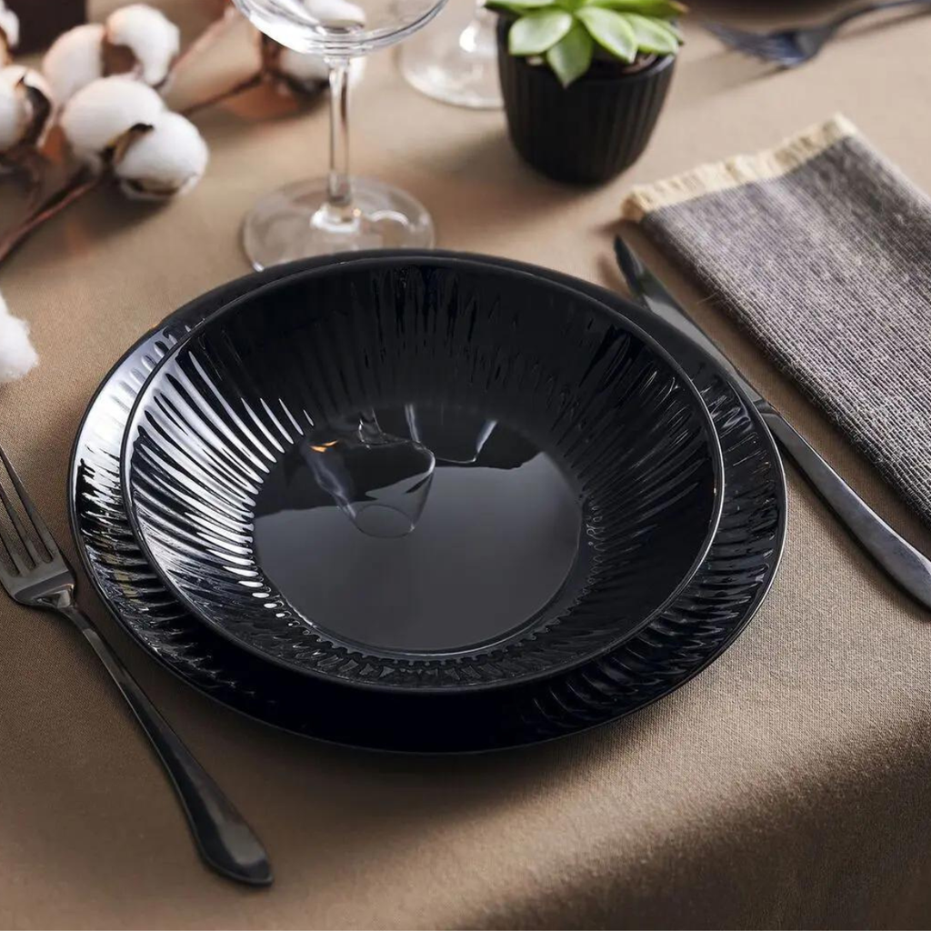 [V2124] Cottage Noir Assiette Creuse 20Cm